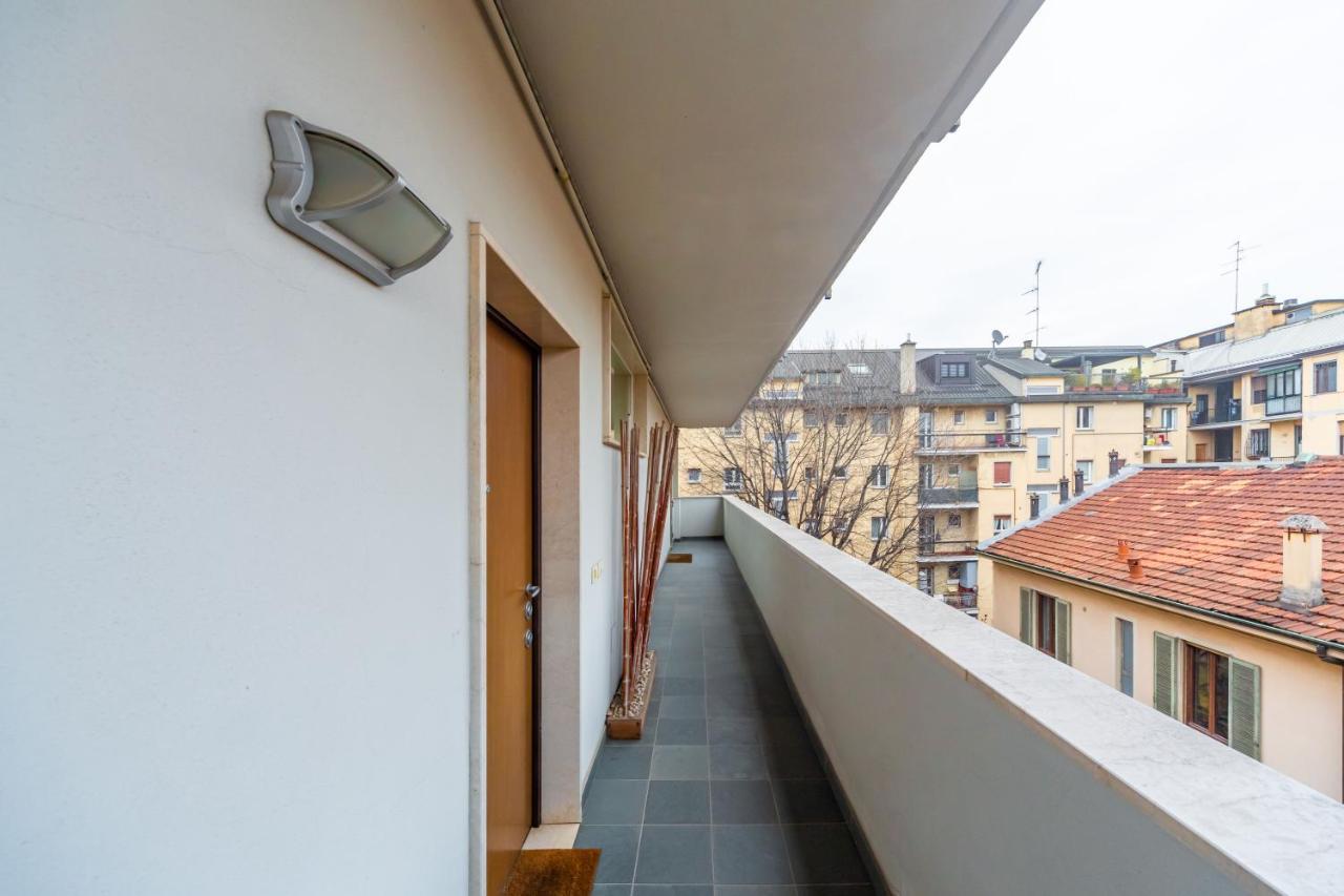 Cozy Apt - Corso Vercelli & Conciliazione M1 Milan Bagian luar foto