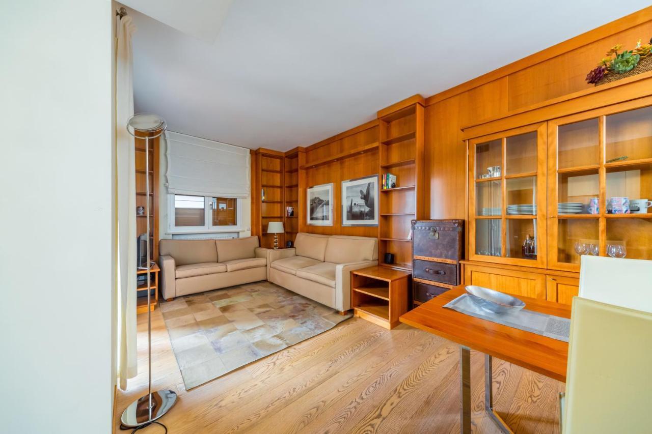 Cozy Apt - Corso Vercelli & Conciliazione M1 Milan Bagian luar foto