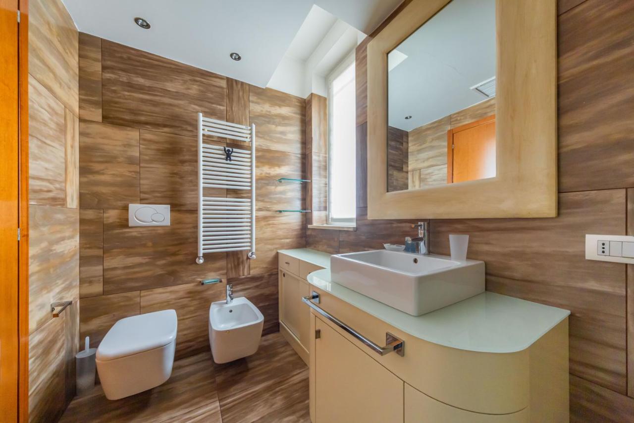Cozy Apt - Corso Vercelli & Conciliazione M1 Milan Bagian luar foto